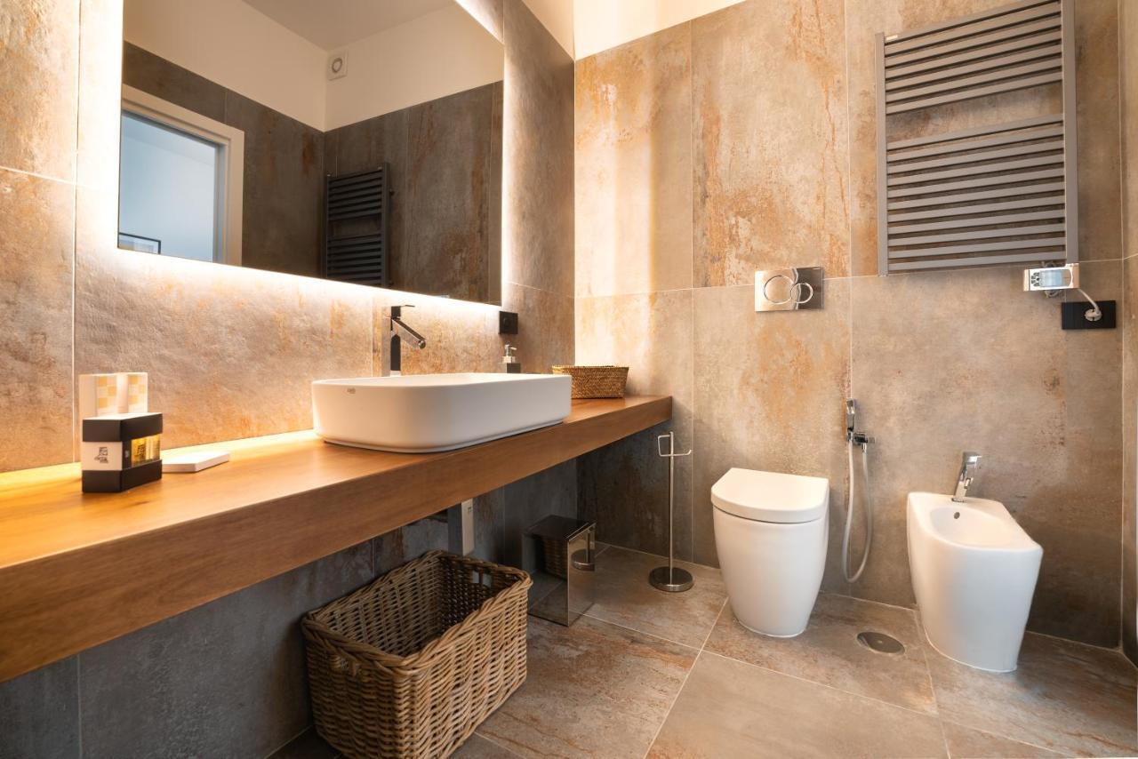 Harmony Luxury Rooms Кастелламмаре-ди-Стабия Экстерьер фото